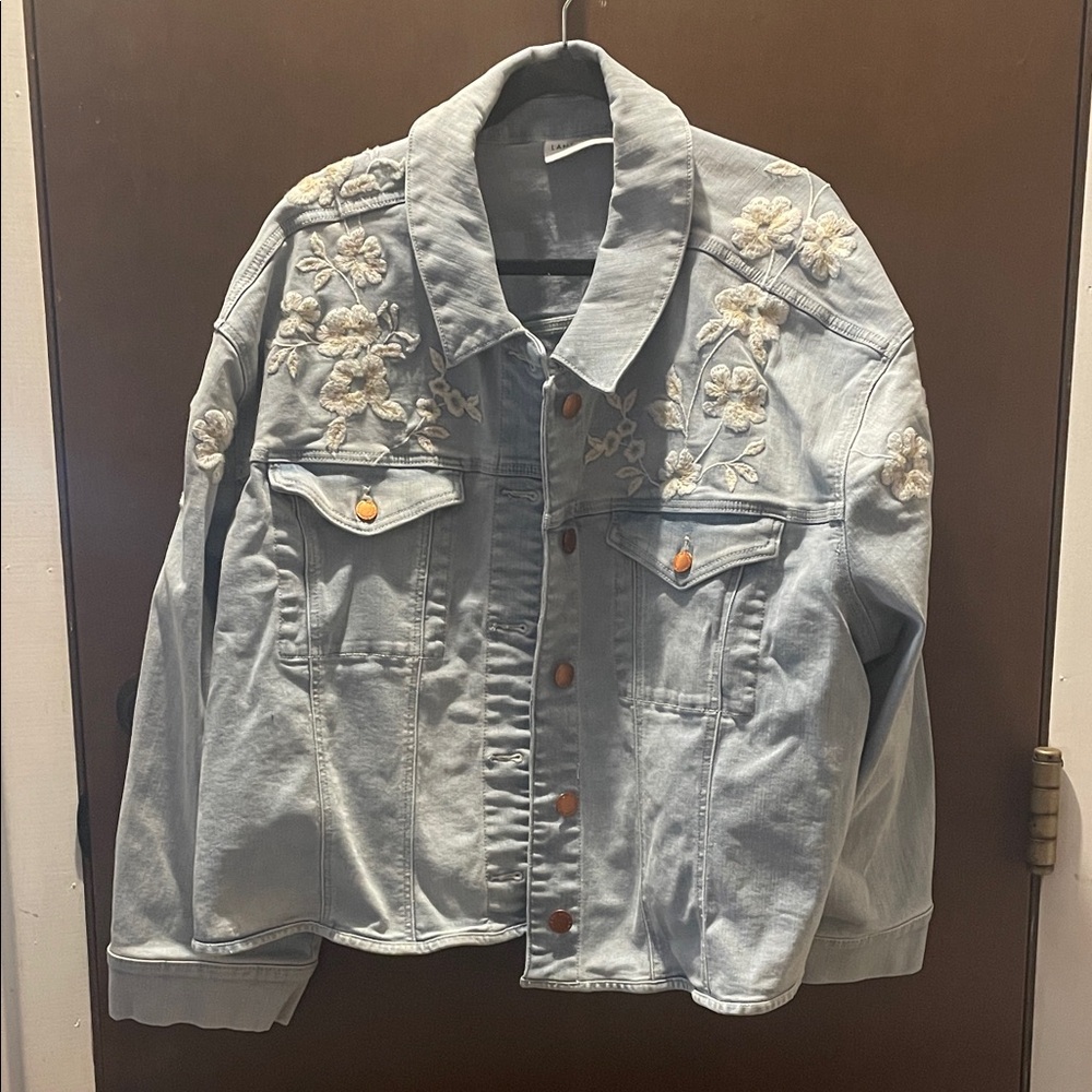 Women’s Lane Bryant crop Jean jacket with beautiful floral embroidered detail